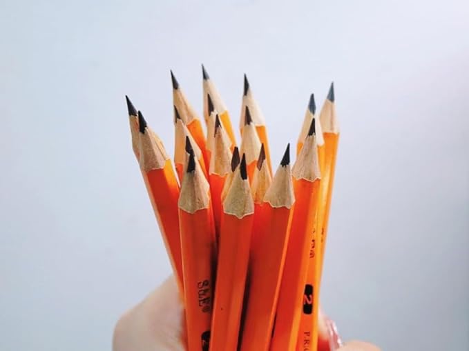 S & E TEACHER'S EDITION 400PCS 4'' Golf Pencils Pre-sharpened, Break-Resistant Lead No. 2 Half Pencils with Eraser Tops, #2 HB pencil, Back to school, 400/Box.