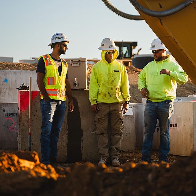 Bevanda - Sperse Drink Dispenser - Large Insulated Stainless Steel Water and Beverage Dispenser - Ideal for Parties, Camping Trips, and Outdoor Events - Leakproof, Durable, Portable (Tan, 5 Gallon)