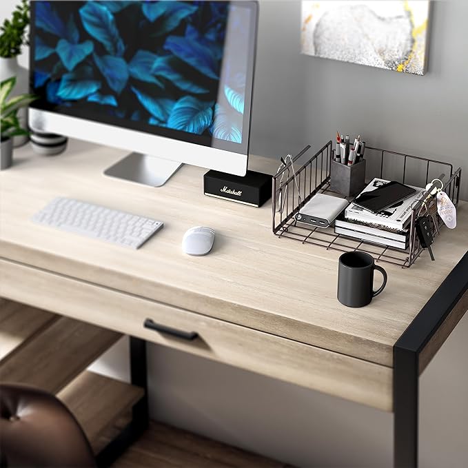 Simple Houseware Under Shelf Basket, Bronze