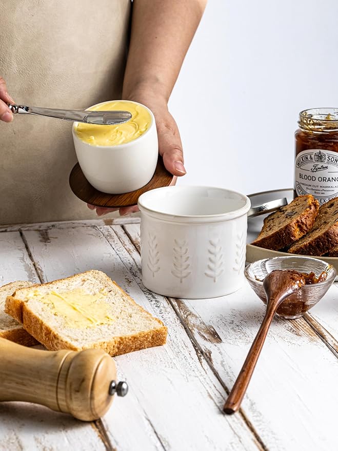 Ceramic Butter Dish With Lid, Butter Crock for Countertop, French Butter Keeper for Spreadable Butter, Elegant Embossed Pattern, Cream White